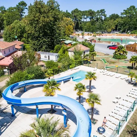 Camping Sunissim La Clairiere. 4 Stars Κάμπινγκ La Tremblade